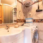 2 Bedroom Gorgeous In Appartamento *