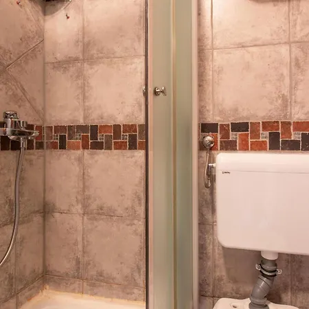2 Bedroom Amazing In *