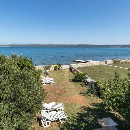 Apartment 2 Bedroom Amazing In