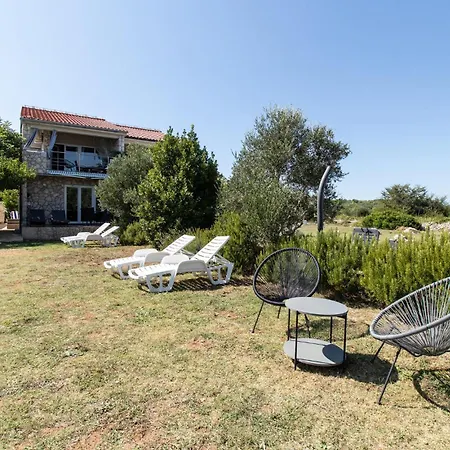 Amazing In Apartman *