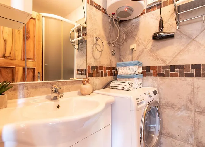 Amazing In Apartman *